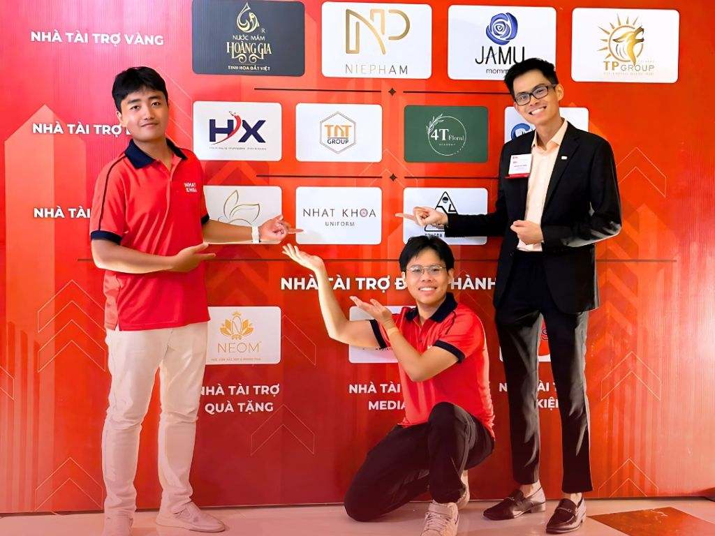 Nhất Khoa giúp bạn tìm hiểu về The Coffee House Trường Chinh