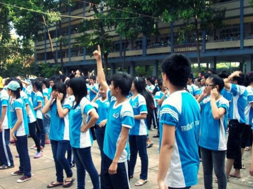 Phối màu là cách hiệu quả để tạo nên một chiếc áo độc đáo