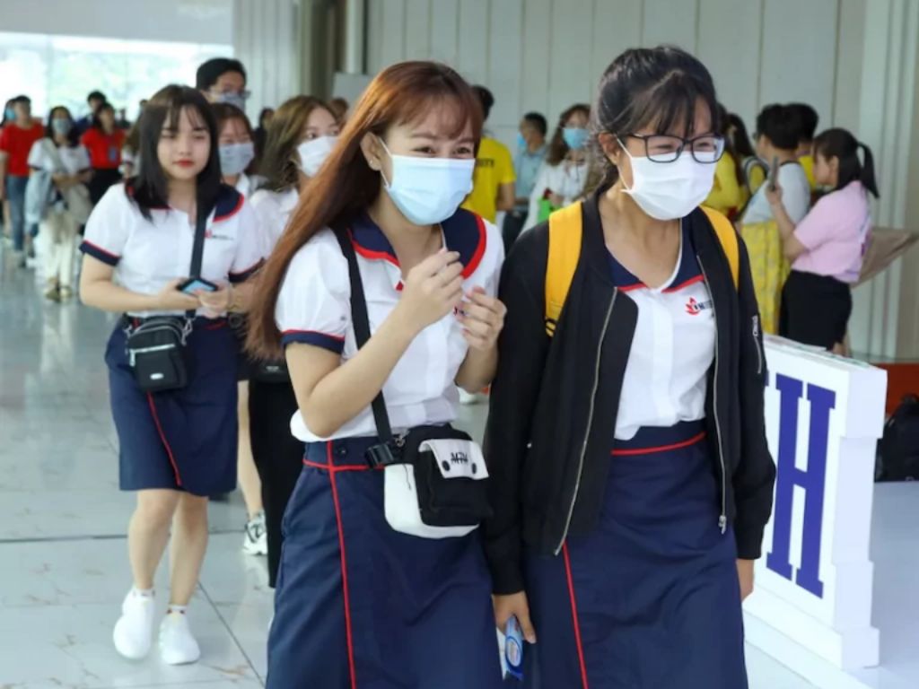 Bạn hãy lên ý tưởng rõ ràng về màu sắc, bố cục trước khi đặt