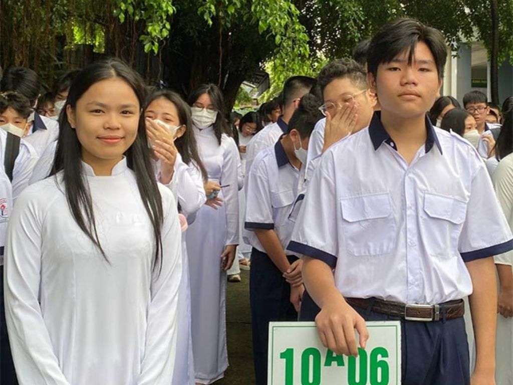 Đồng phục là biểu tượng của sự bình đẳng