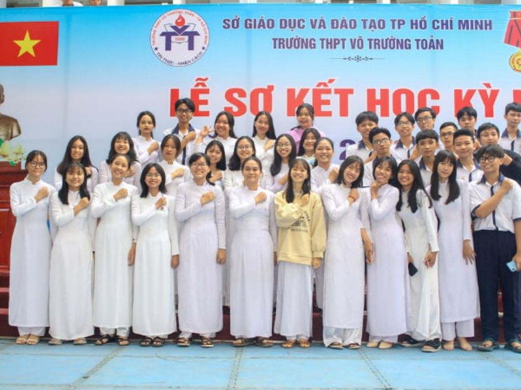 Bạn nên chọn chất liệu tốt khi may đồng phục