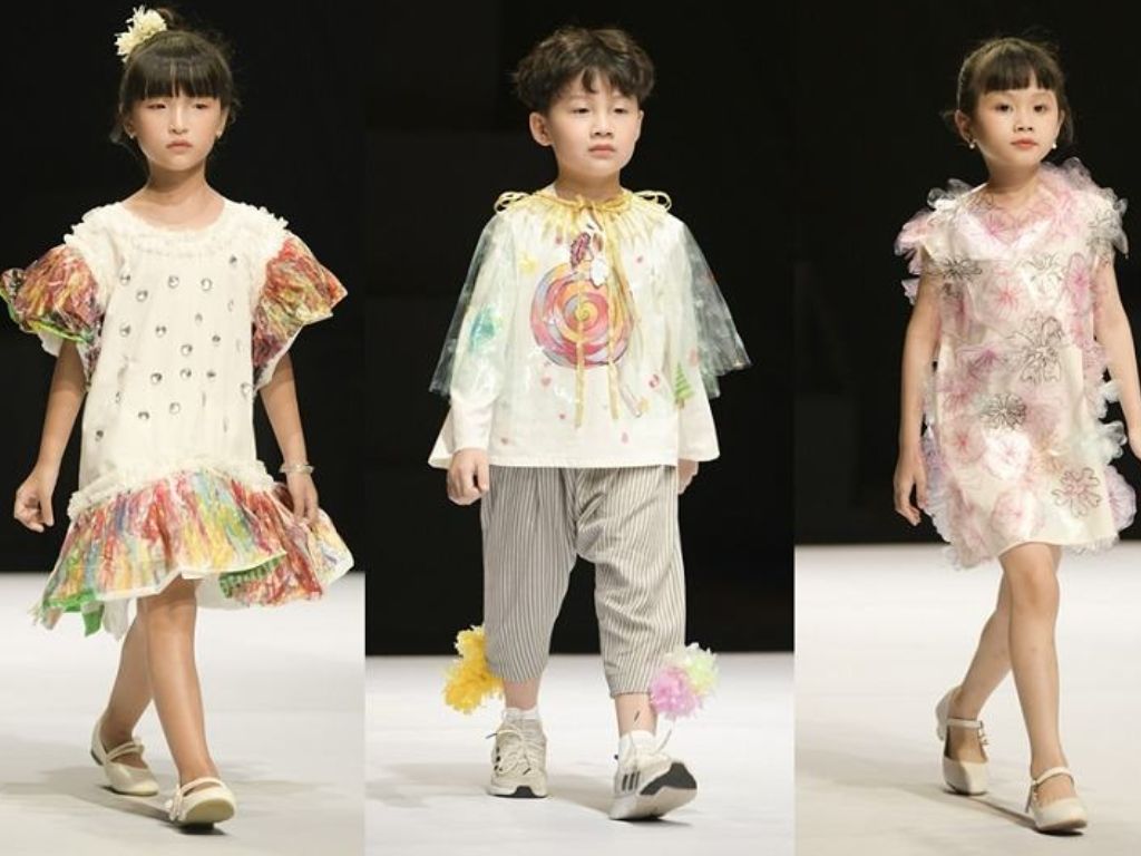 Bạn định hình phong cách cho chiếc váy tái chế của mình trước khi làm