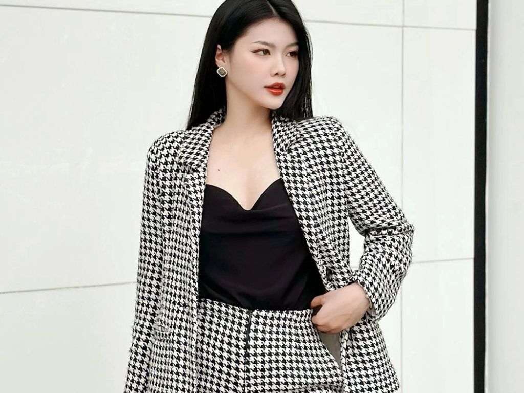 Đây là lợi ích tức thì và rõ ràng nhất mà một set đồ công sở mang lại