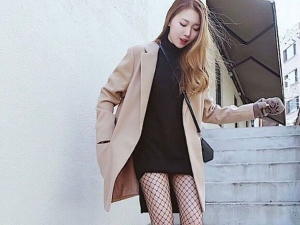 Bạn hãy thử kết hợp các chất liệu khác nhau để tạo ra chiều sâu