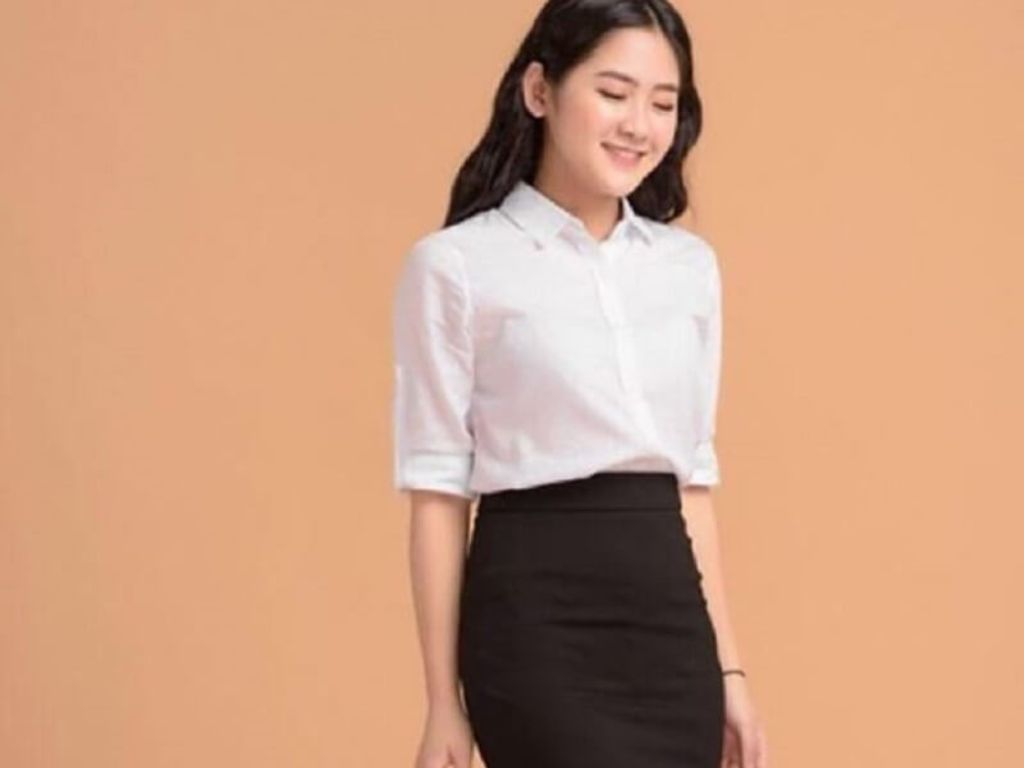 Bạn hãy đảm bảo các món đồ bạn chọn ôm vừa cơ thể