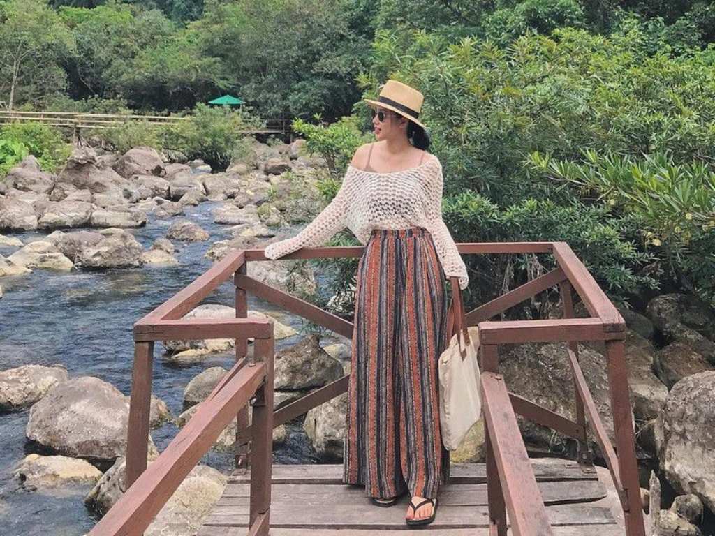 Việc lựa chọn kỹ đồ đi du lịch Quảng Bình giúp bức ảnh kỷ niệm thêm ấn tượng