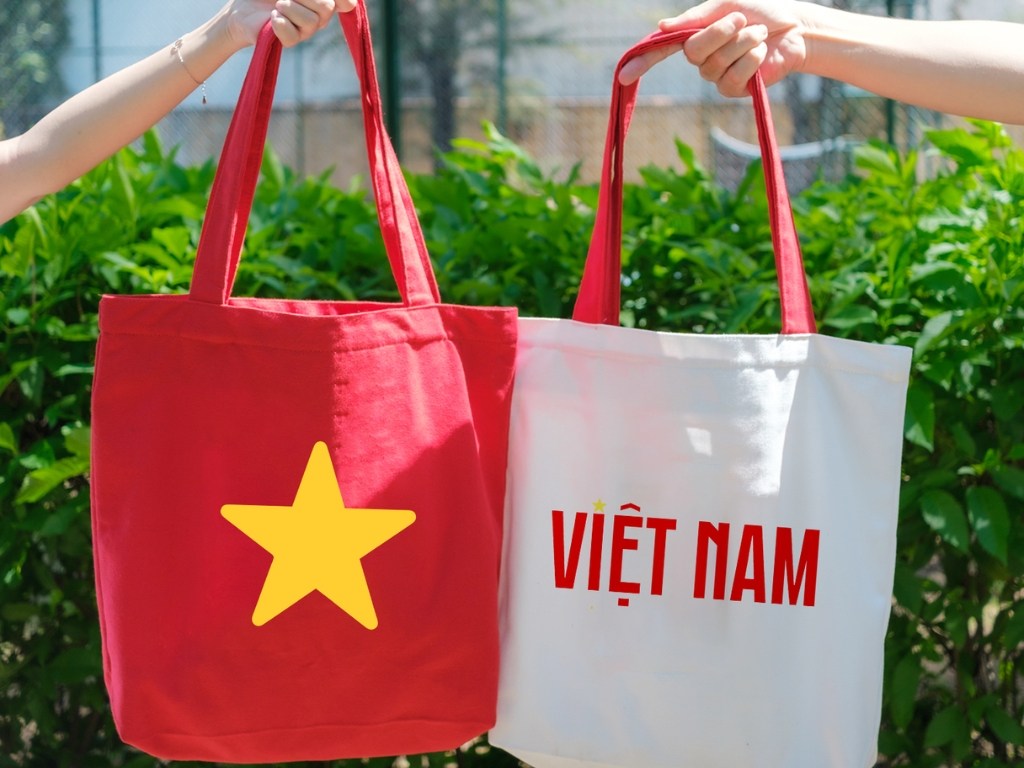 Hình in trên túi vải canvas phải sắc nét và đặt đúng vị trí