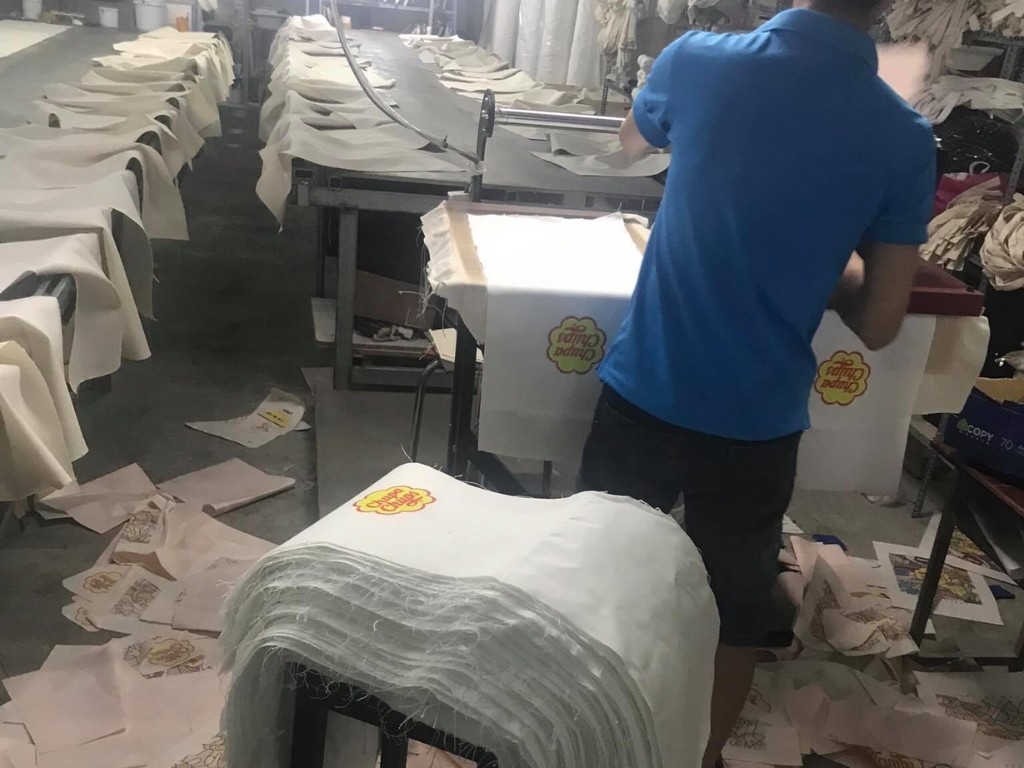 Quy mô sản xuất túi vải canvas vừa