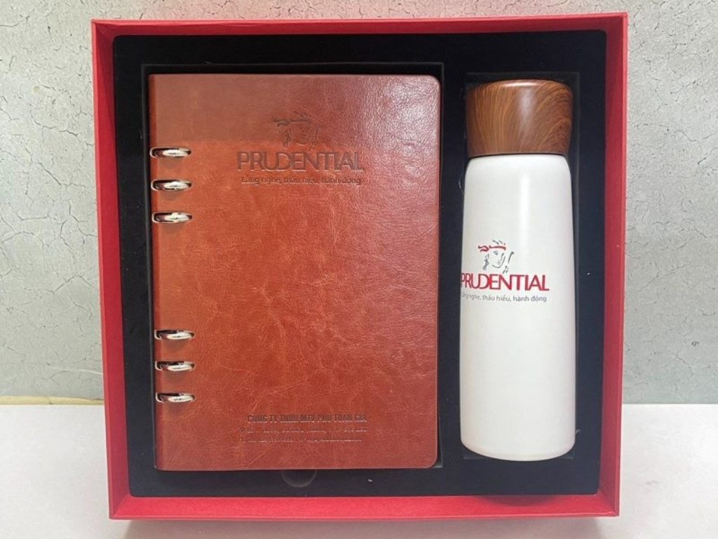 Sổ tay quà tặng doanh nghiệp loại bìa còng