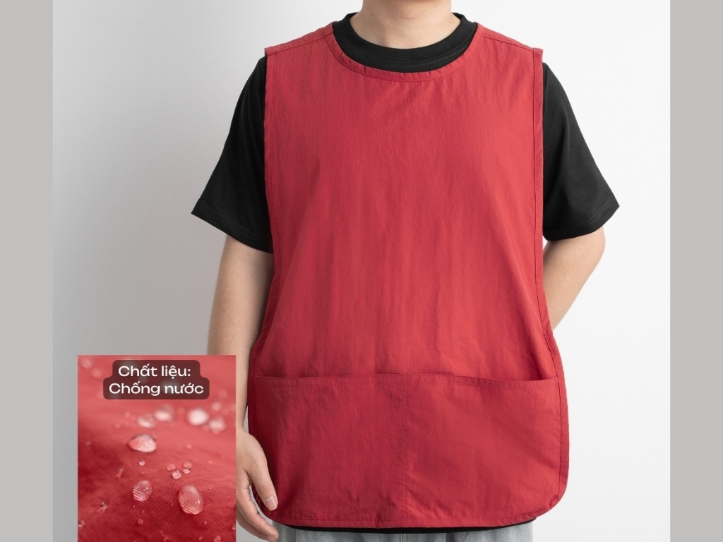 Tạp dề vải dù có trọng lượng nhẹ và khả năng chống thấm nước tốt