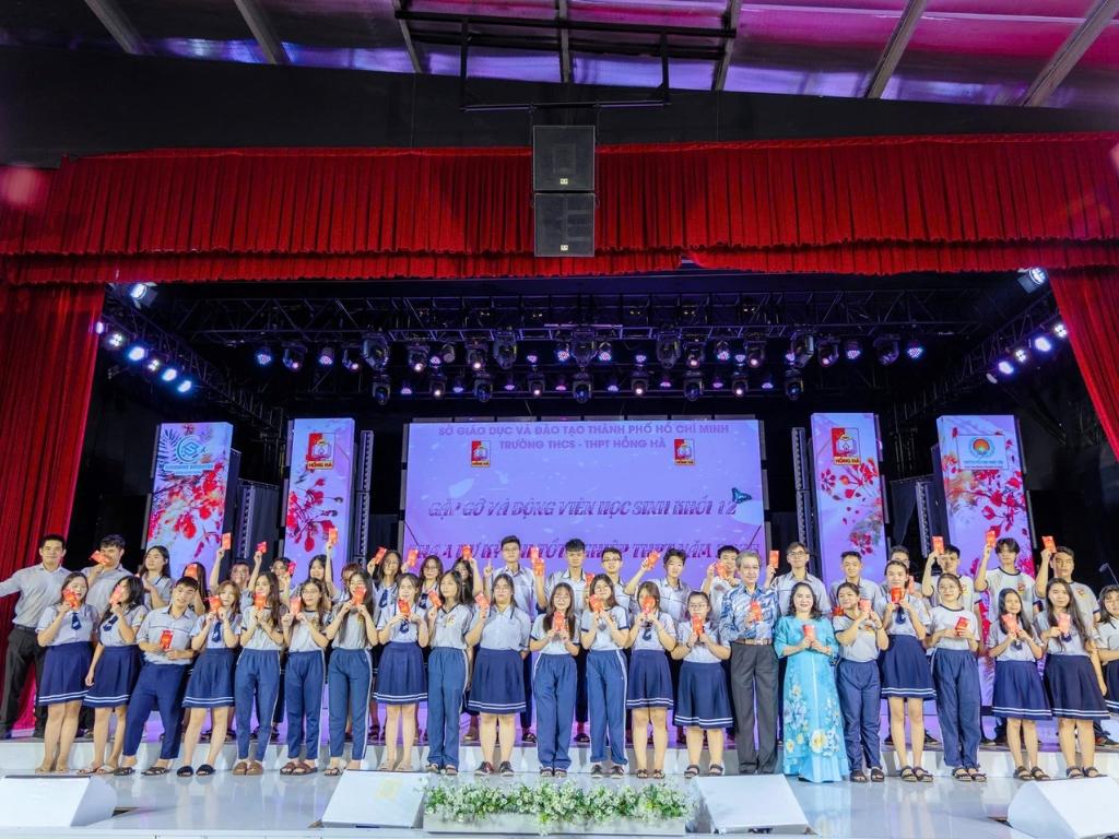 Hệ thống đồng phục cần có sự liên kết về màu sắc và thiết kế