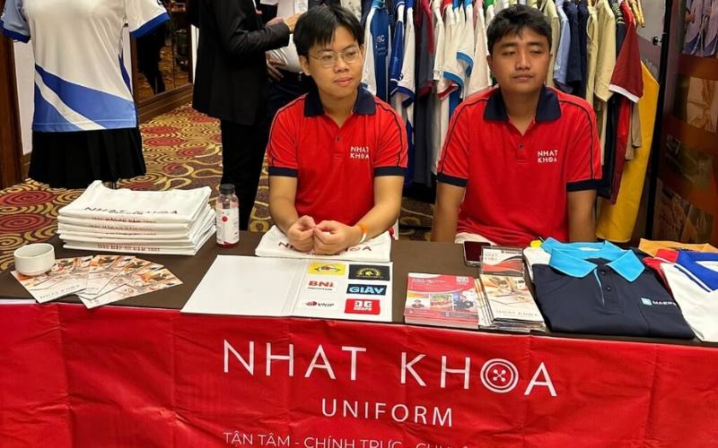 Nhất Khoa Uniform giải đáp thắc mắc NLU là trường gì