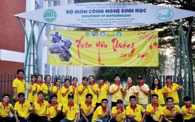 Bản sắc sinh viên Nông Lâm thể hiện qua bộ đồng phục