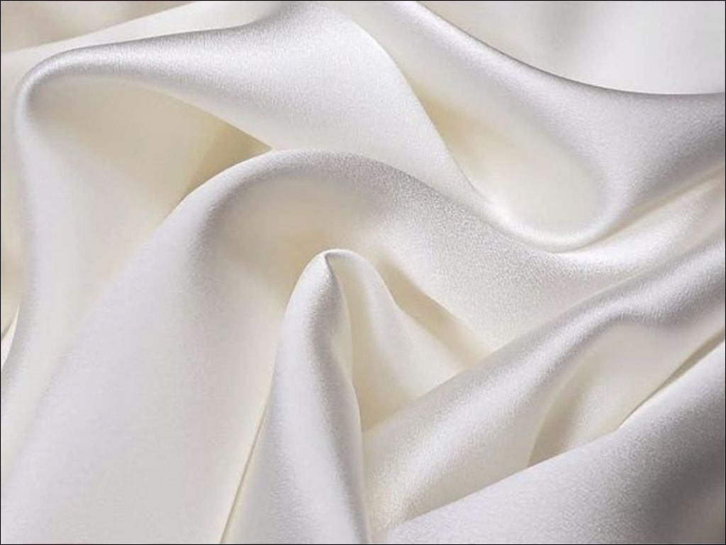 Chất liệu vải là yếu tố quan trọng nhất quyết định giá trị của một chiếc áo