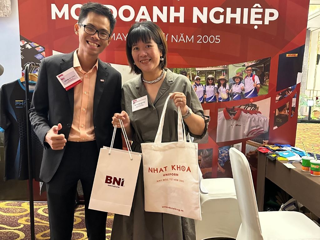 Nhất Khoa Uniform nhận may in túi vải canvas cao cấp theo yêu cầu
