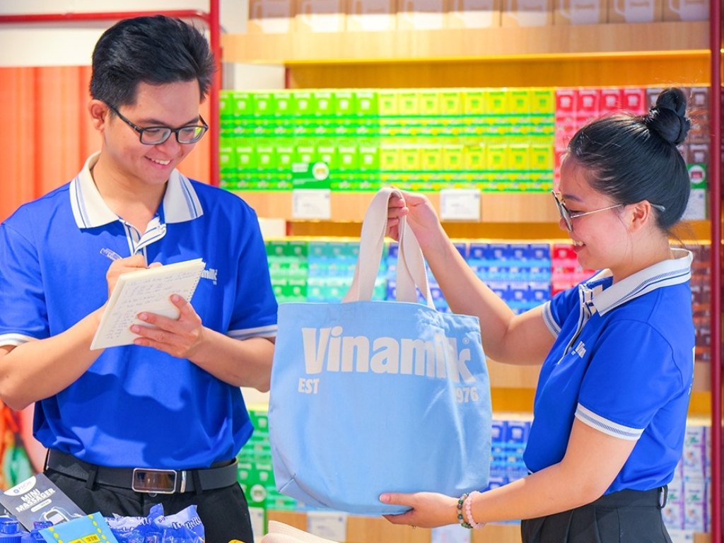 Nhu cầu in túi tote theo yêu cầu tphcm tăng do doanh nghiệp muốn làm quà tặng độc đáo