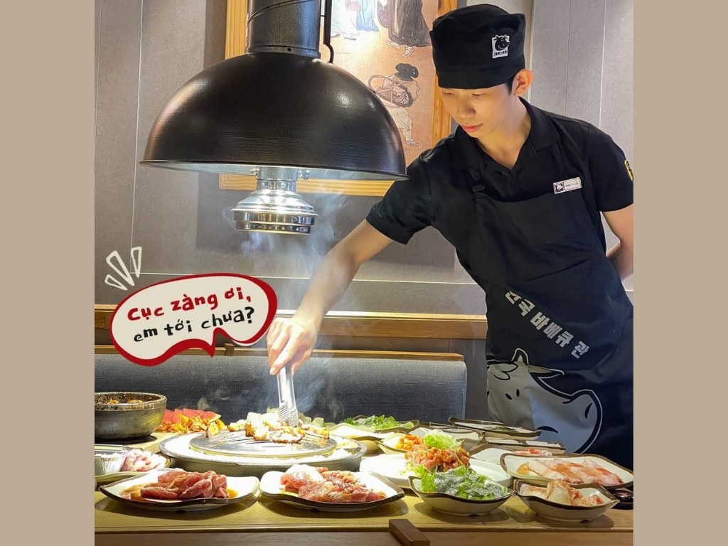 Kiểu dáng tạp dề cho bộ phận phụ vụ trong nhà hàng