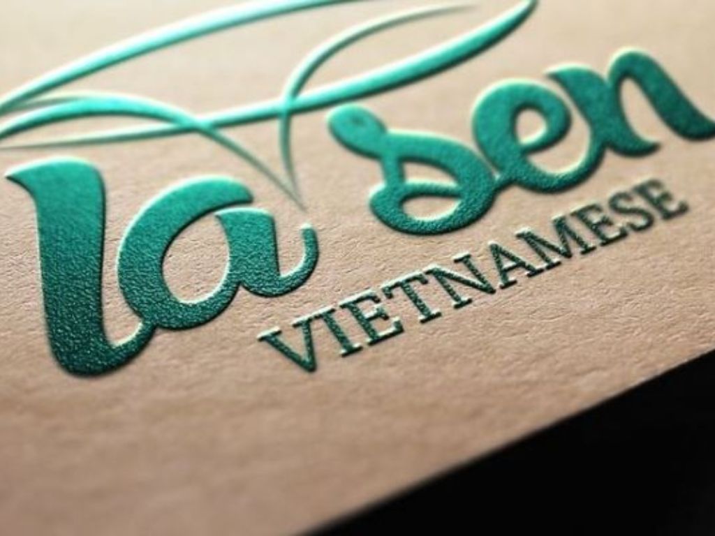 Bạn nên ưu tiên các thiết kế tối giản, chỉ tập trung vào logo