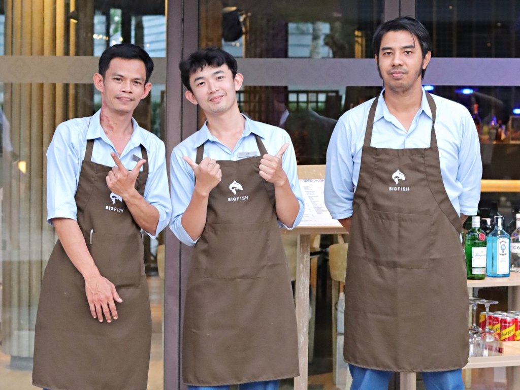 Nhu cầu sử dụng tạp dề đồng phục HCM tăng cao là do sự bùng nổ của ngành F&B