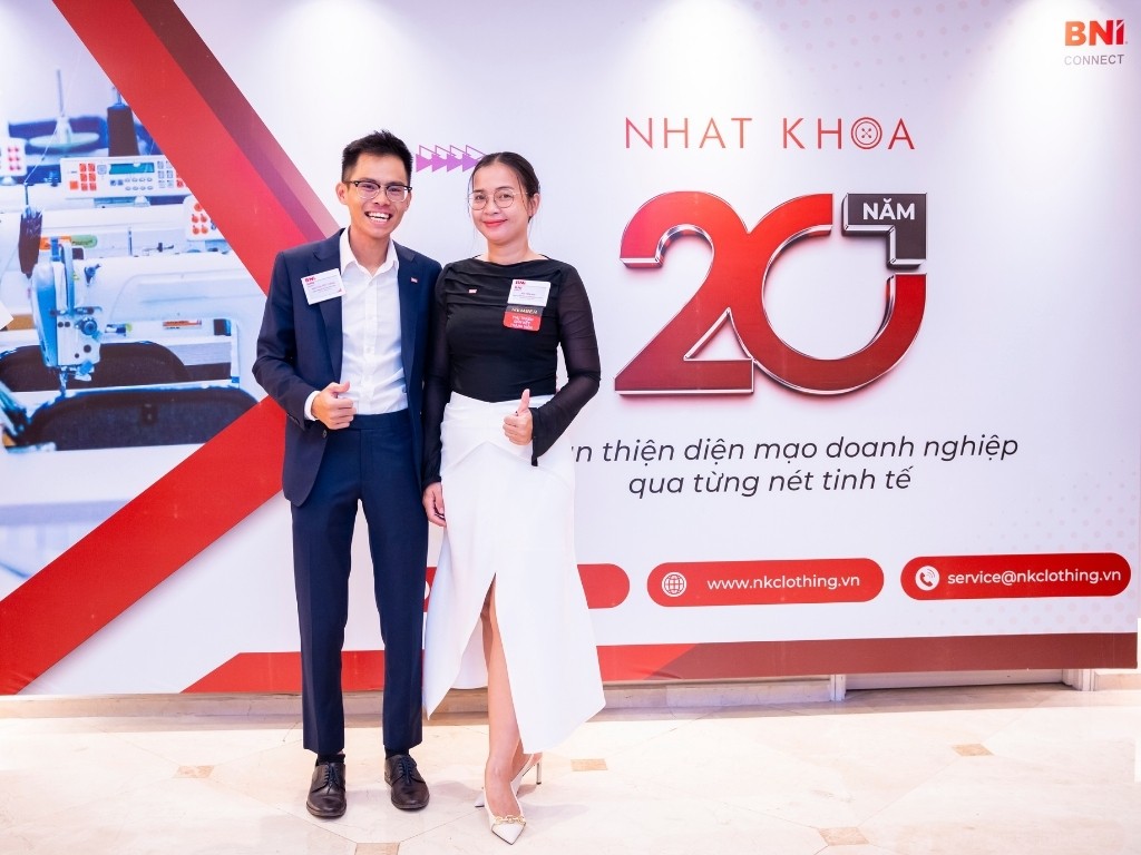 Nhất Khoa Uniform nhận may in đồng phục du lịch in slogan theo yêu cầu