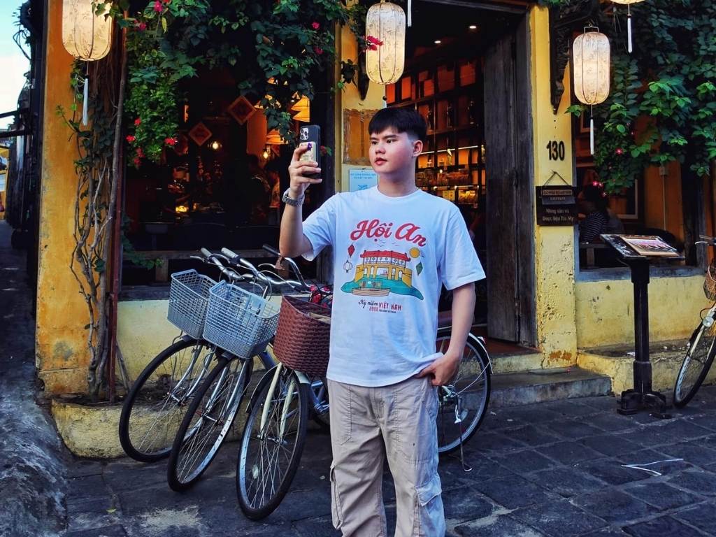 Bạn nên chọn font chữ mềm mại cho slogan đi du lịch ở Hội An