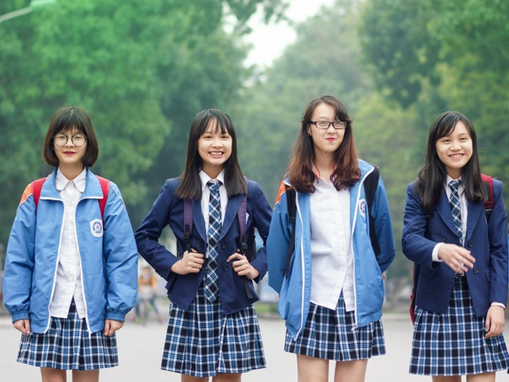 Đồng phục trường THCS Tạ Quang Bửu có thiết kế chỉn chu, thanh lịch