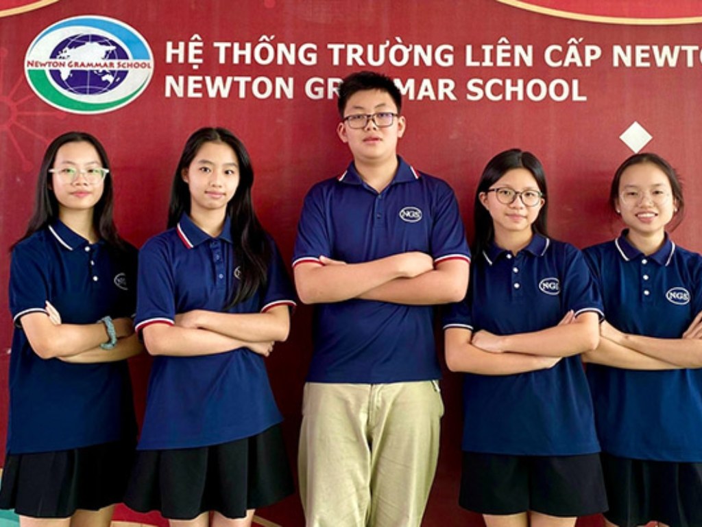 Đồng phục trường Newton cơ sở 3 có kiểu dáng thoải mái, hiện đại