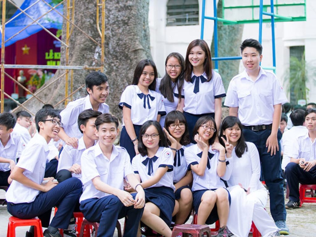 Đồng phục đến trường giúp tạo sự đoàn kết giữa các thành viên trong lớp