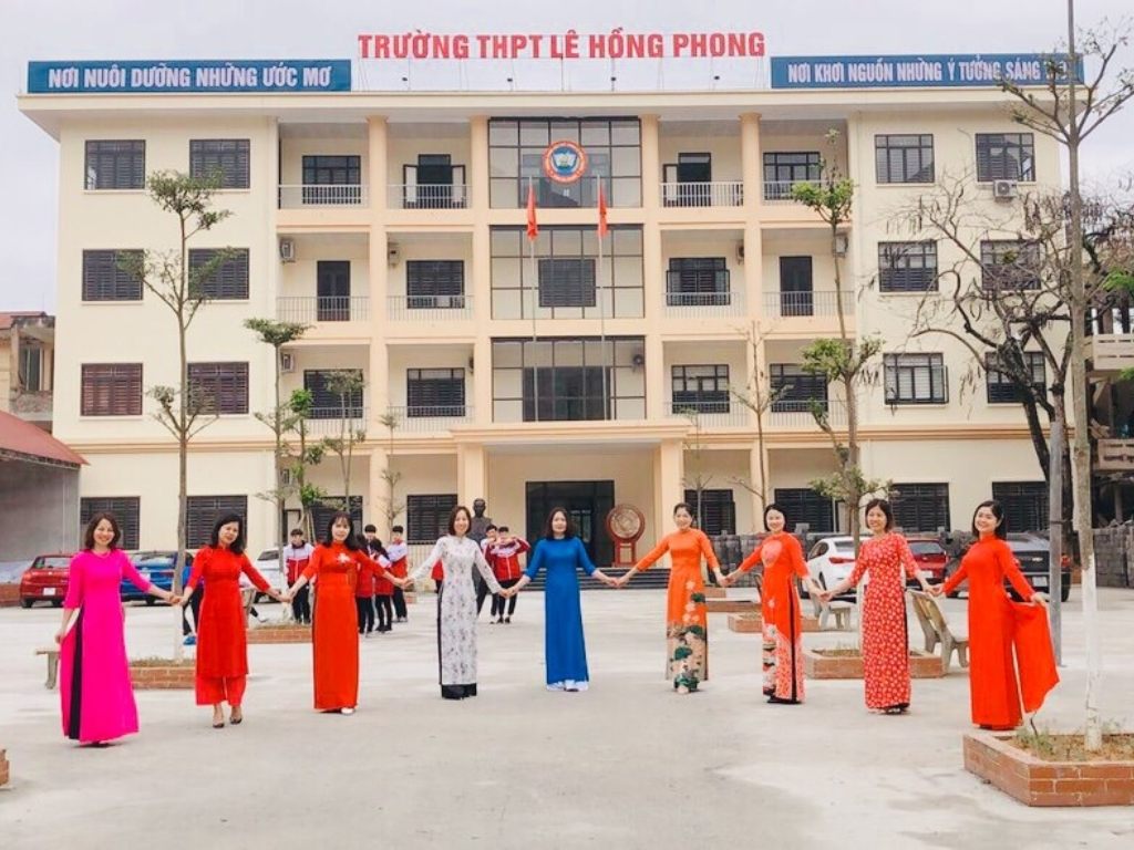 Những khẩu hiệu trong trường phổ thông giúp khơi dậy khát vọng về tương lai