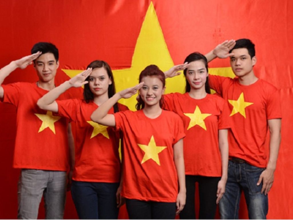 Logo công ty được đặt bên trong hình ngôi sao