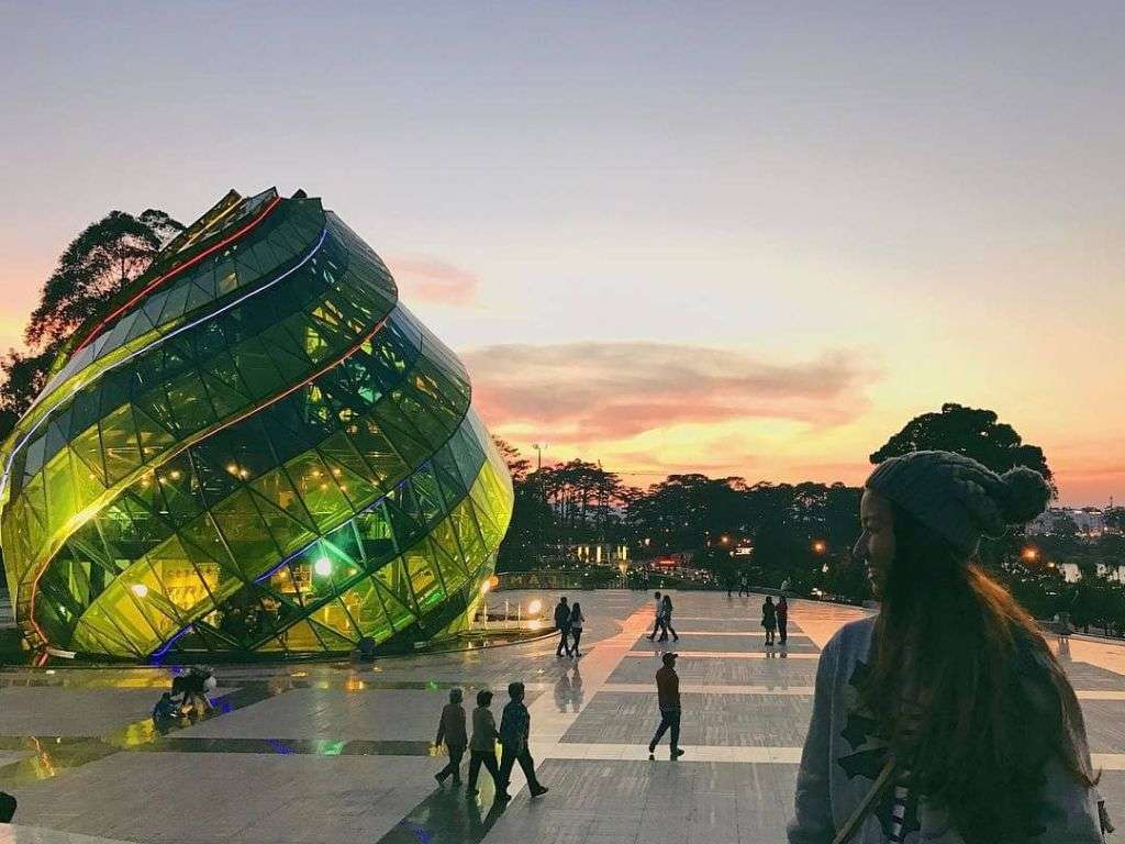 Bạn đừng quên mang theo những phụ kiện nhỏ nhưng có võ như mũ len