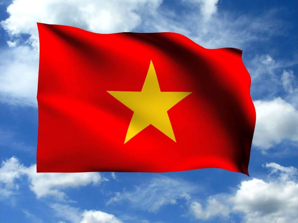 Chất liệu là yếu tố hàng đầu quyết định độ bền và vẻ đẹp của cờ