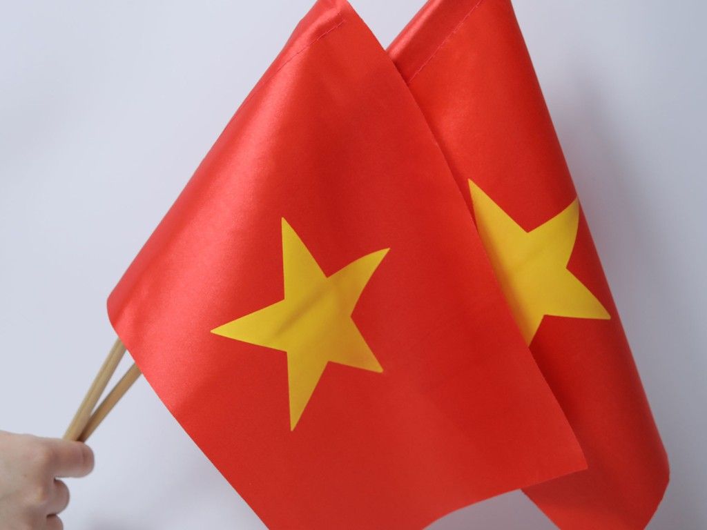 Lá cờ tổ quốc thể hiện tinh thần và bản sắc của cả một dân tộc