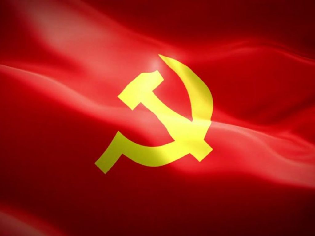 Lá cờ búa liềm Việt Nam đã trở thành một biểu tượng không thể thiếu