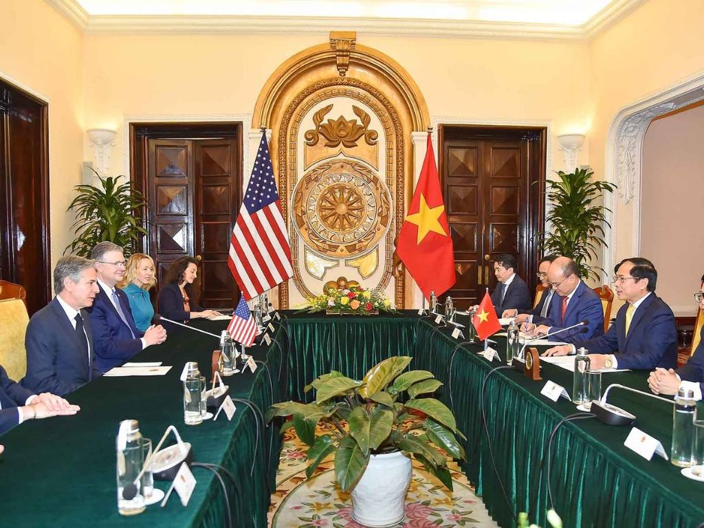 Cờ đỏ sao vàng là Quốc kỳ của Việt Nam