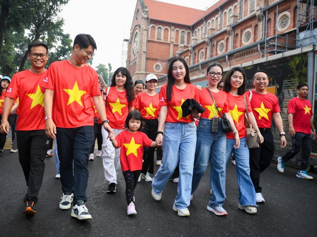 Việc chọn đúng size áo giúp tôn dáng người mặc, đảm bảo tín thẩm mỹ