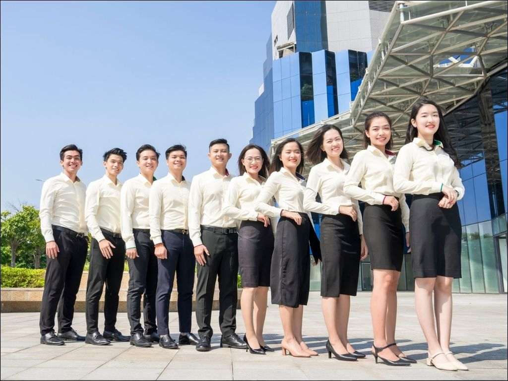 Tài chính & Bất động sản đòi hỏi sự sang trọng, chuyên nghiệp