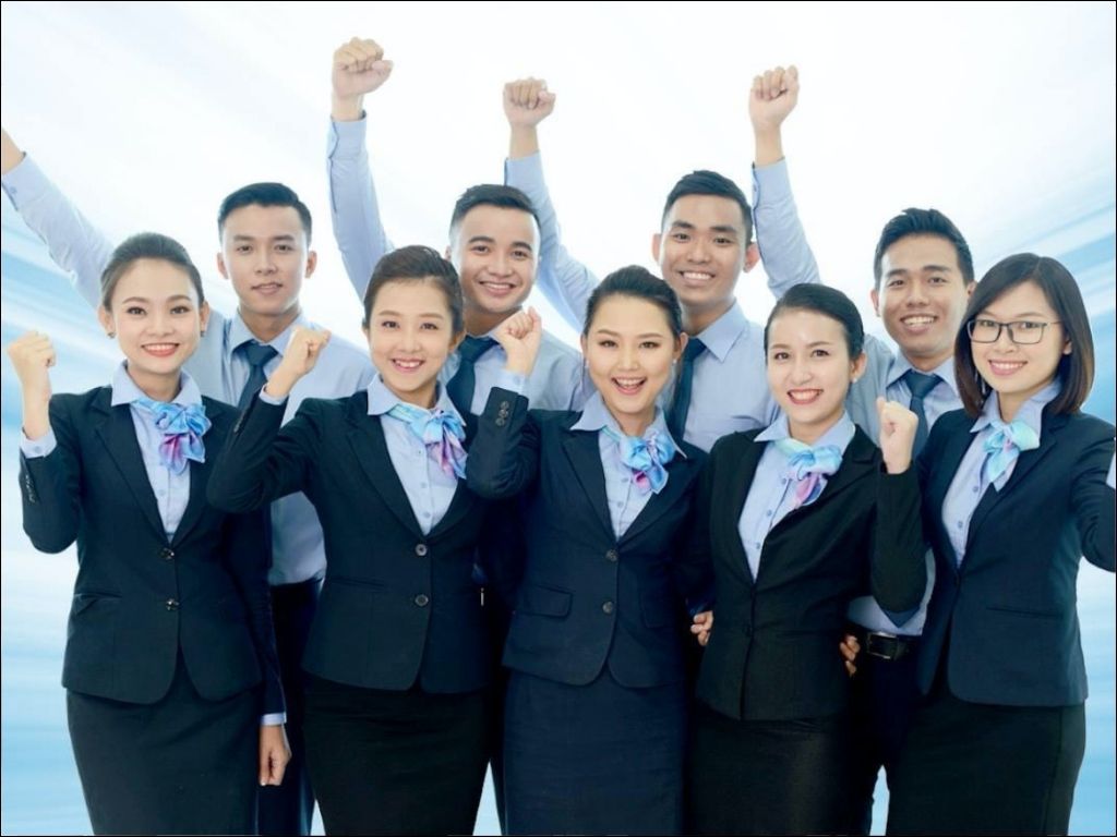 Sản phẩm được may vừa vặn với cơ thể giúp bạn tự tin