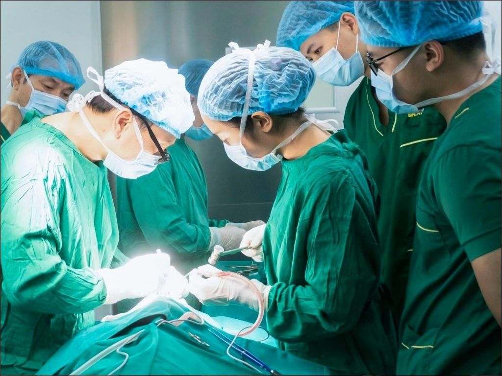 Kiểu dáng phù hợp với từng ngành nghề cũng là một điểm cộng cho bạn