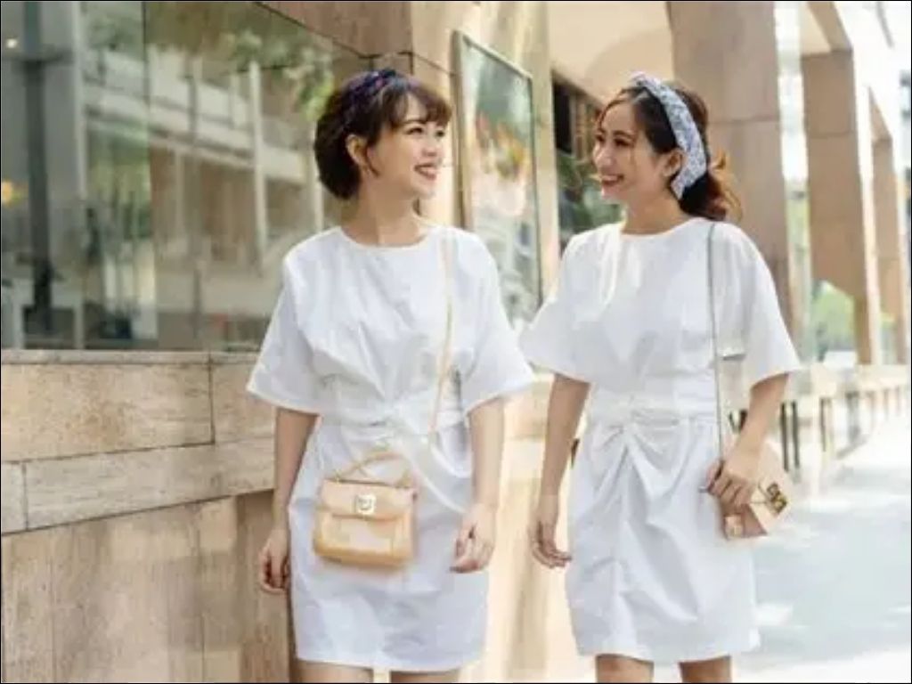 Chiếc áo thay bạn gửi gắm thông điệp và những lời chúc 20 10