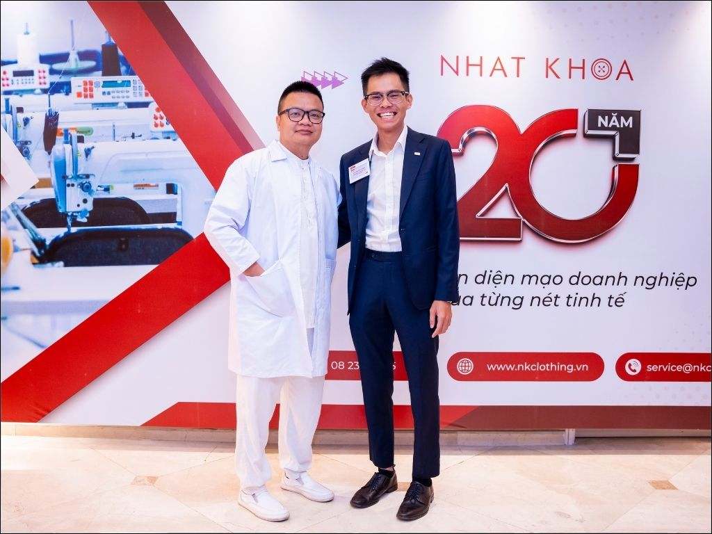 Nhất Khoa giúp bạn chọn câu chúc 20 10