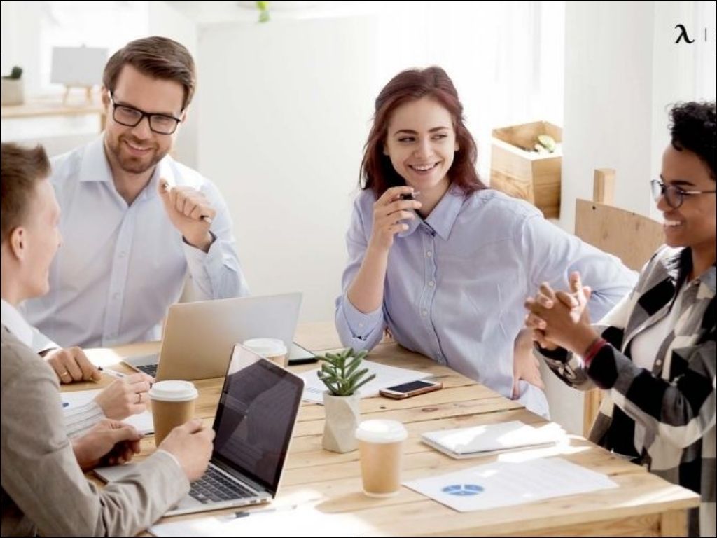 Một chiếc áo được thiết kế riêng mang nhiều giá trị đặc biệt