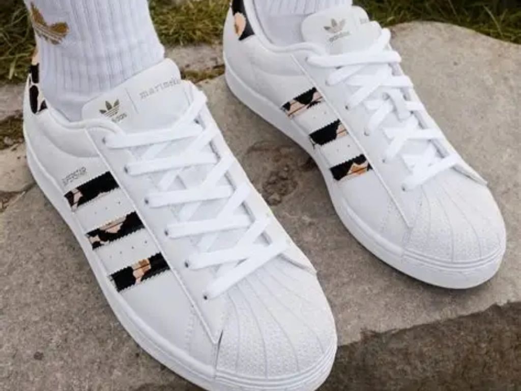 Adidas nổi bật với thiết kế trẻ trung