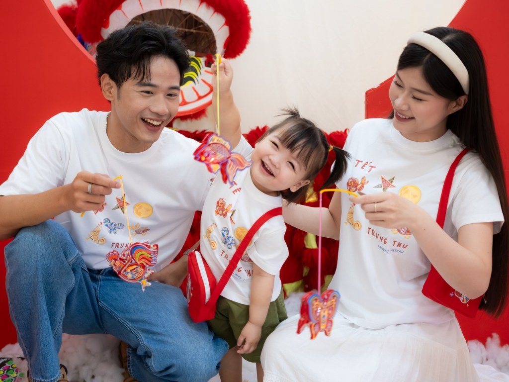 Mẫu quần áo Trung thu đồng bộ cho cả gia đình