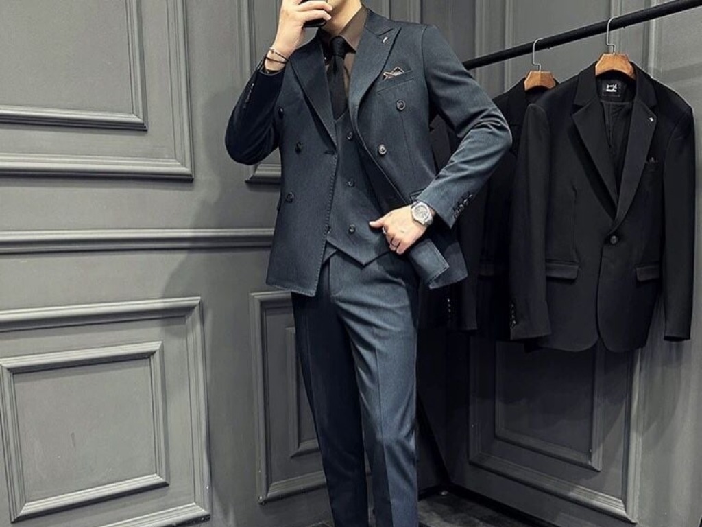 Bộ vest may đo chuẩn size là món quà ý nghĩa cho ngày Doanh nhân Việt Nam 13 10