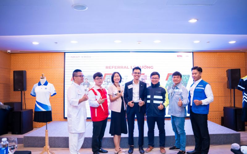 Nhất Khoa giúp bạn chọn áo polo trơn