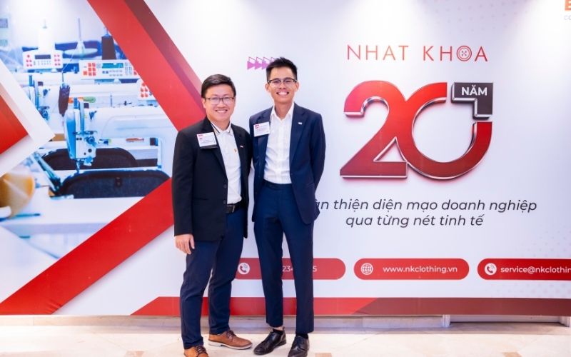 Nhất Khoa giúp bạn chọn áo polo xám