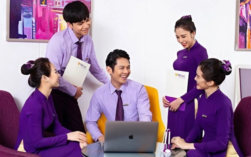 Đồng phục công sở giúp tạo môi trường làm việc bình đẳng và gắn kết