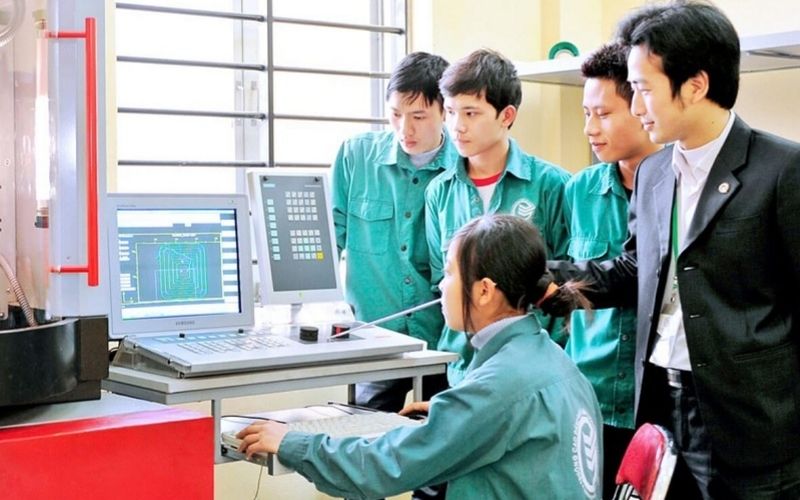 Đồng phục giúp nhân viên gắn kết hơn