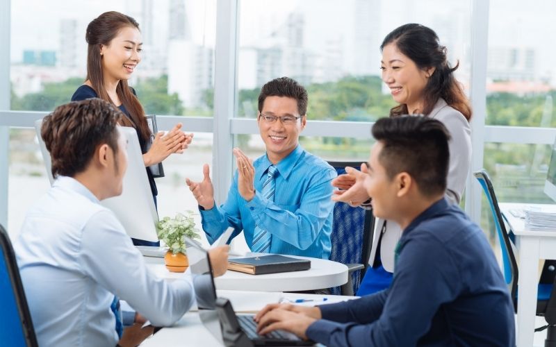 Các hình thức này có thể bắt đầu từ nhắc nhở bằng lời nói